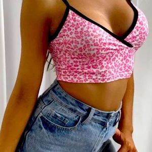 Leopard print crop tee